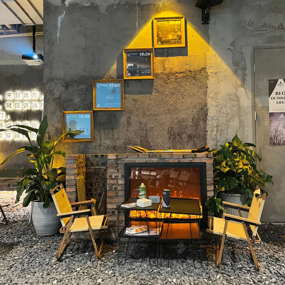 1677147784697015.gif 44.gif